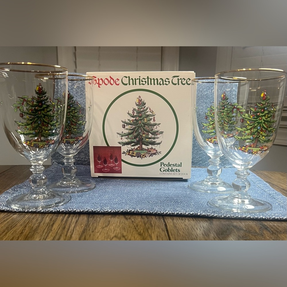 Spode Glass Christmas Tree Goblets-Set Of 4 W/Gold Rim *4